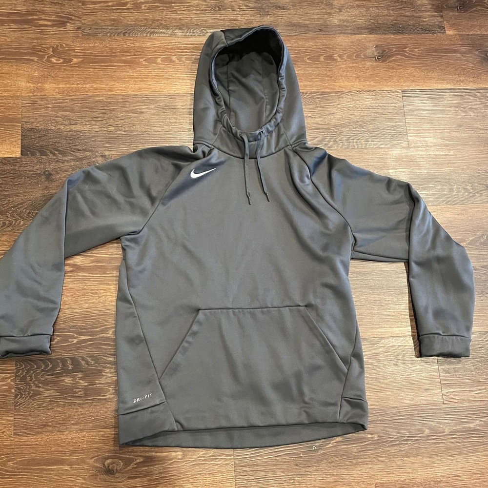Nike dri fit sweatshirt